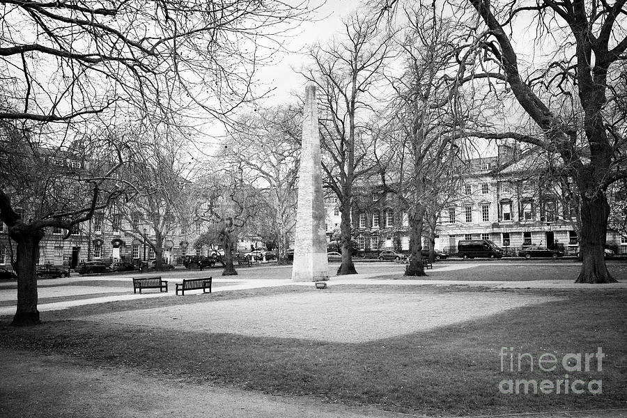 Garden Photograph - Queen Square Garden and obelisk Bath erected by Beau Nash in honour of Frederick Prince of Wales Eng #1 by Joe Fox