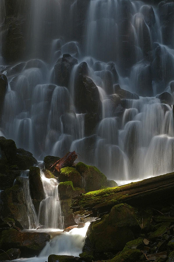 Waterfall Photograph - Ramona Falls Oregon #1 by Ulrich Burkhalter