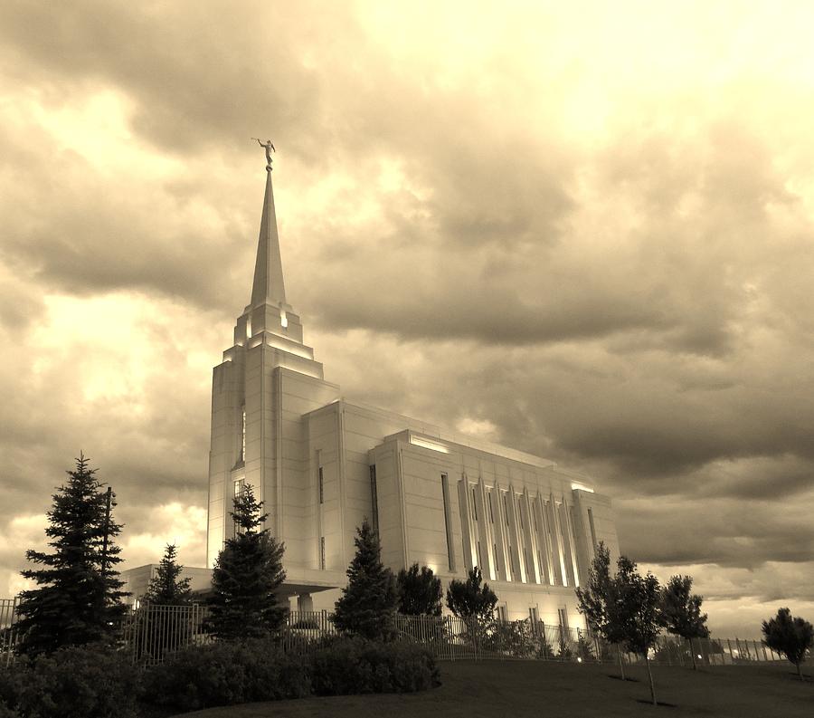 Rexburg LDS Temple #1 Photograph by Larry Campbell