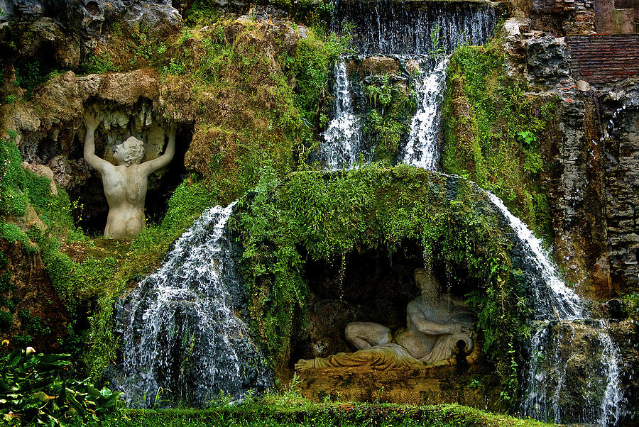 Rometta Fountain  #1 Photograph by Harry Spitz