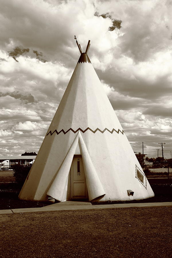 Route 66 - Wigwam Motel Teepee 2008 Sepia Photograph by Frank Romeo