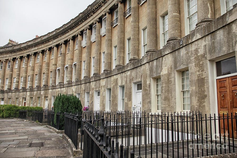 Royal Crescent in Bath #1 Photograph by Patricia Hofmeester