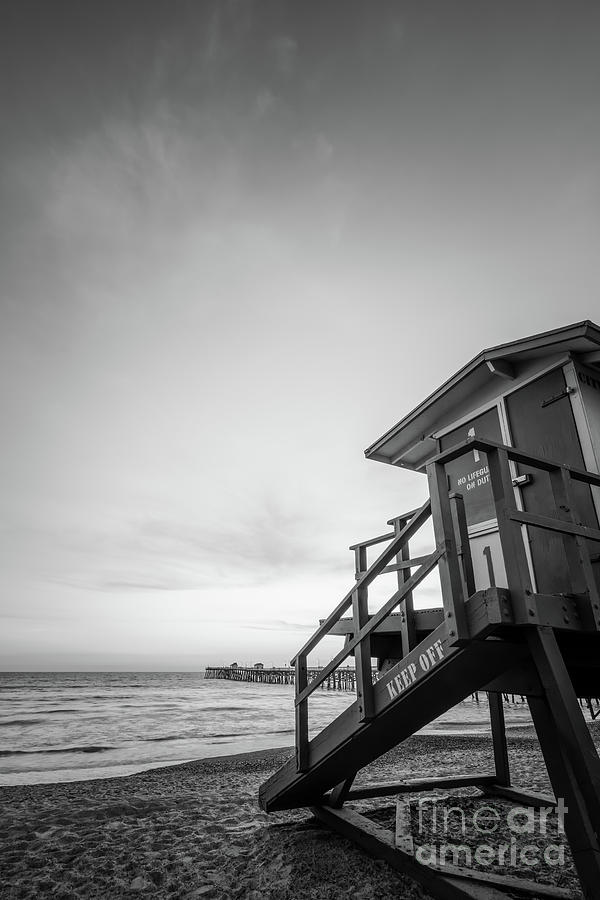 San Clemente Lifeguard Tower One Black and White Photo #1 Photograph by Paul Velgos