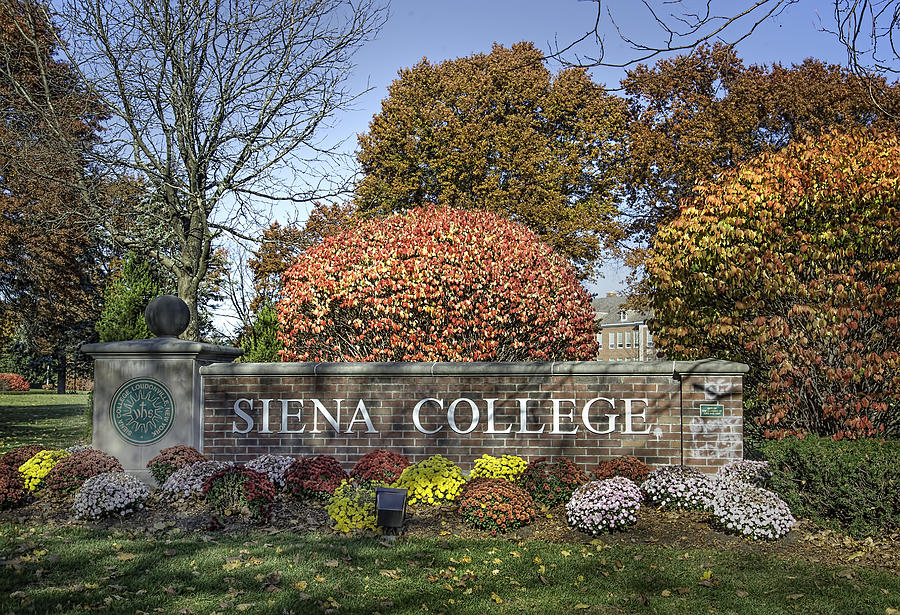 Siena College, Loudenville, New York. Photograph By Ray Summers ...