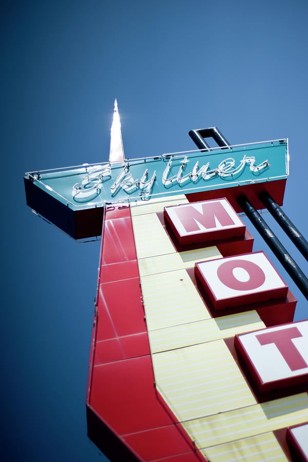 Skyliner Motel #1 Photograph by John Gusky