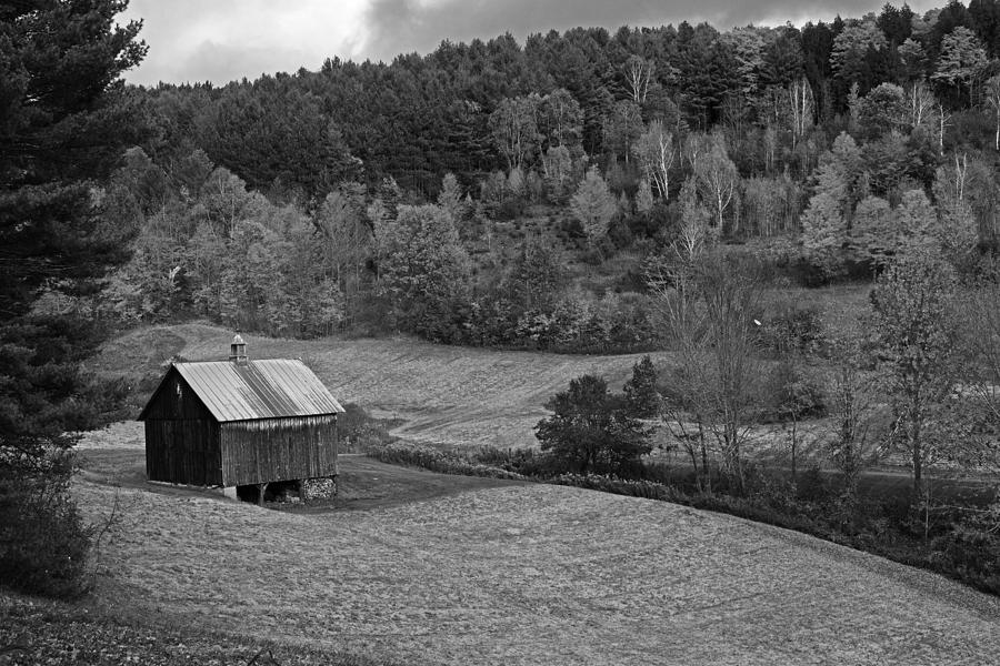 Sleepy Hollows Farm Woodstock Vermont VT Pond Shack Foliage Black and White #1 Photograph by Toby McGuire