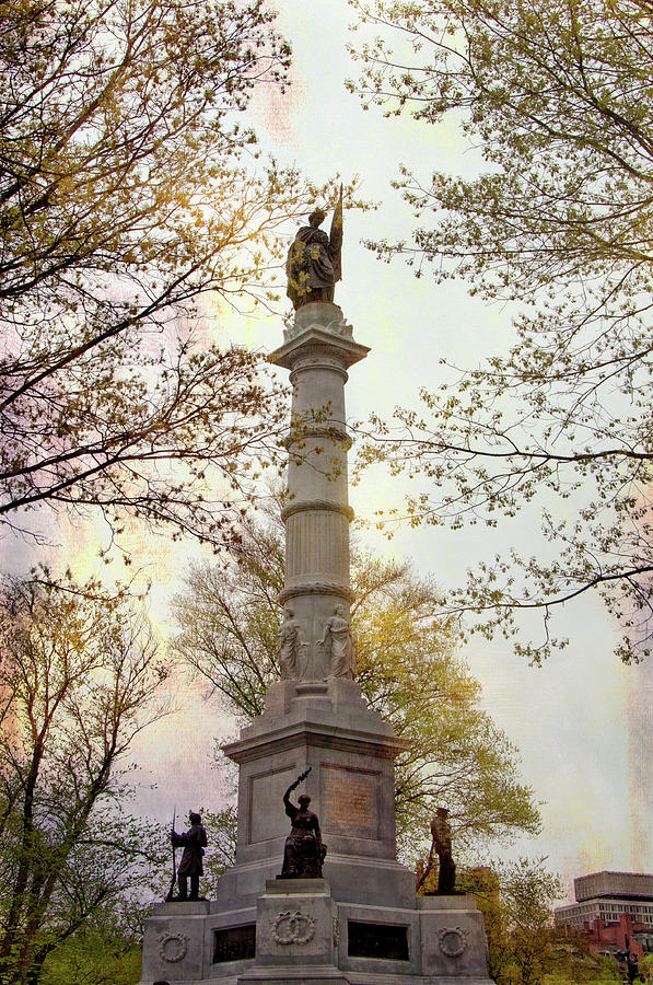 Soldiers and sailors monument - Boston #2 Photograph by Joann Vitali