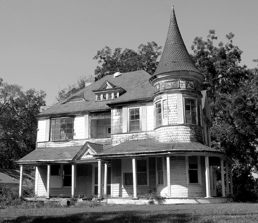 Spooky Chester South Carolina House 3 BW #1 Photograph by Joseph C Hinson