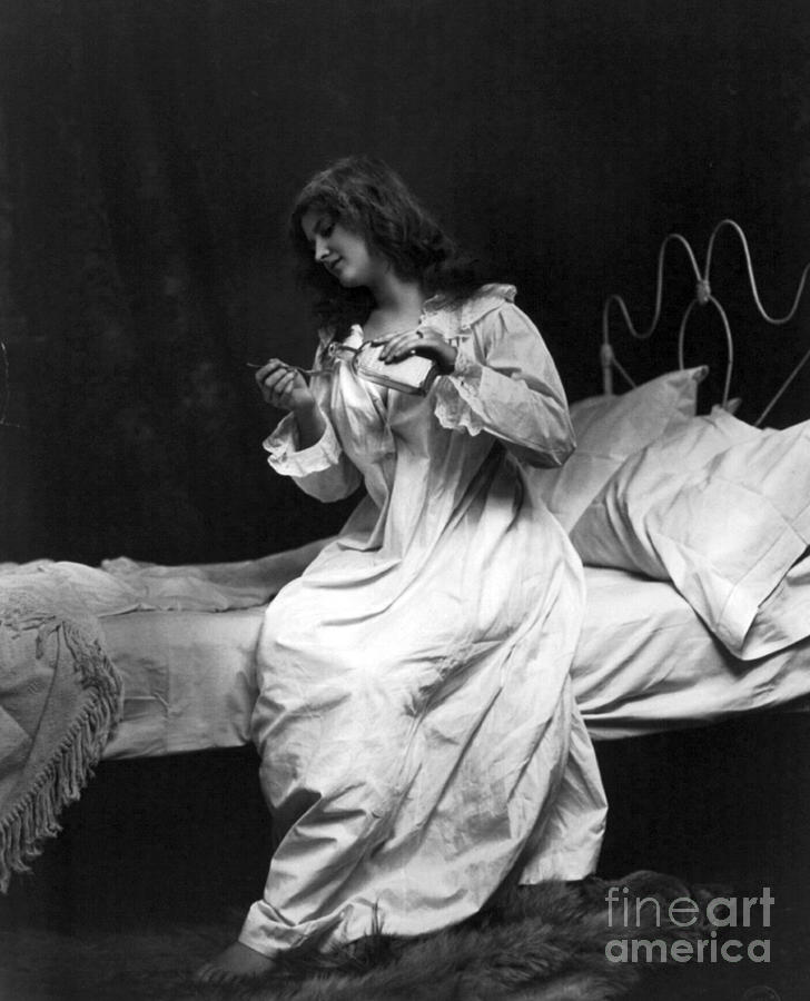 Spoonful Of Medicine, 1901 #1 Photograph by Science Source