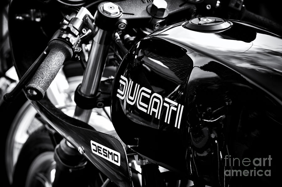 SS900 Desmo In Black #2 Photograph by Tim Gainey