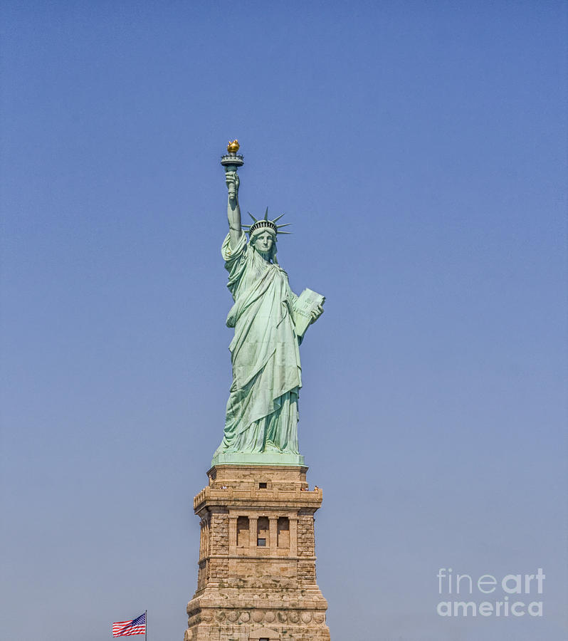 Statue of Liberty Photograph by Patricia Hofmeester