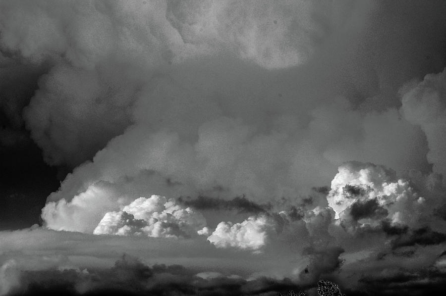 Strong Nebraska Thunderstorms 008 #1 Photograph by NebraskaSC
