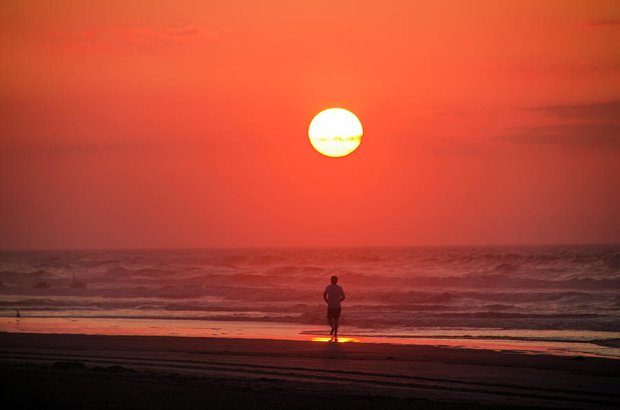 Sunrise Run #1 Photograph by Bill Cannon