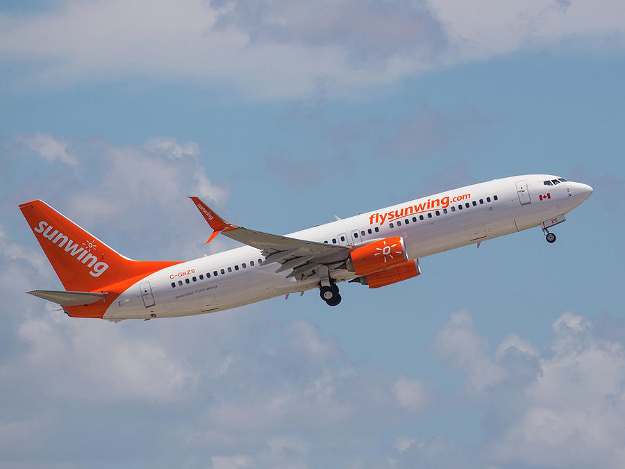 Sunwing Airlines #1 Photograph by Dart Humeston