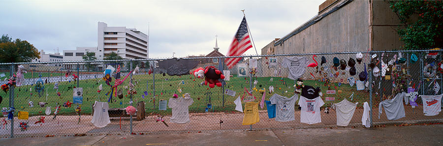 Oklahoma City Photograph - Temporary Memorial For 1995 Oklahoma #1 by Panoramic Images