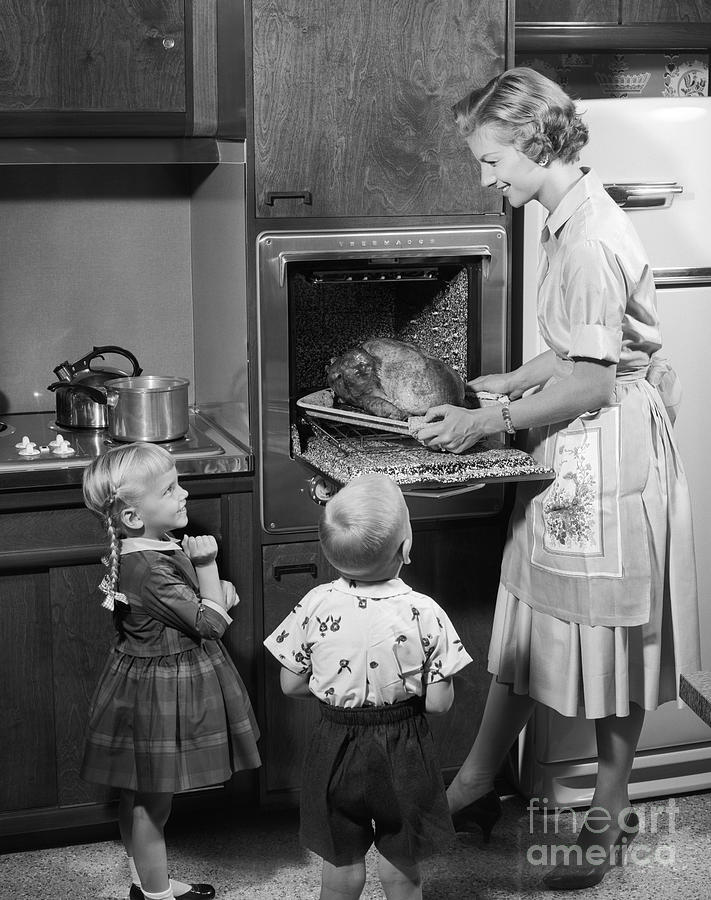 Thanksgiving Turkey, C.1950s #1 Photograph by H. Armstrong Roberts/ClassicStock