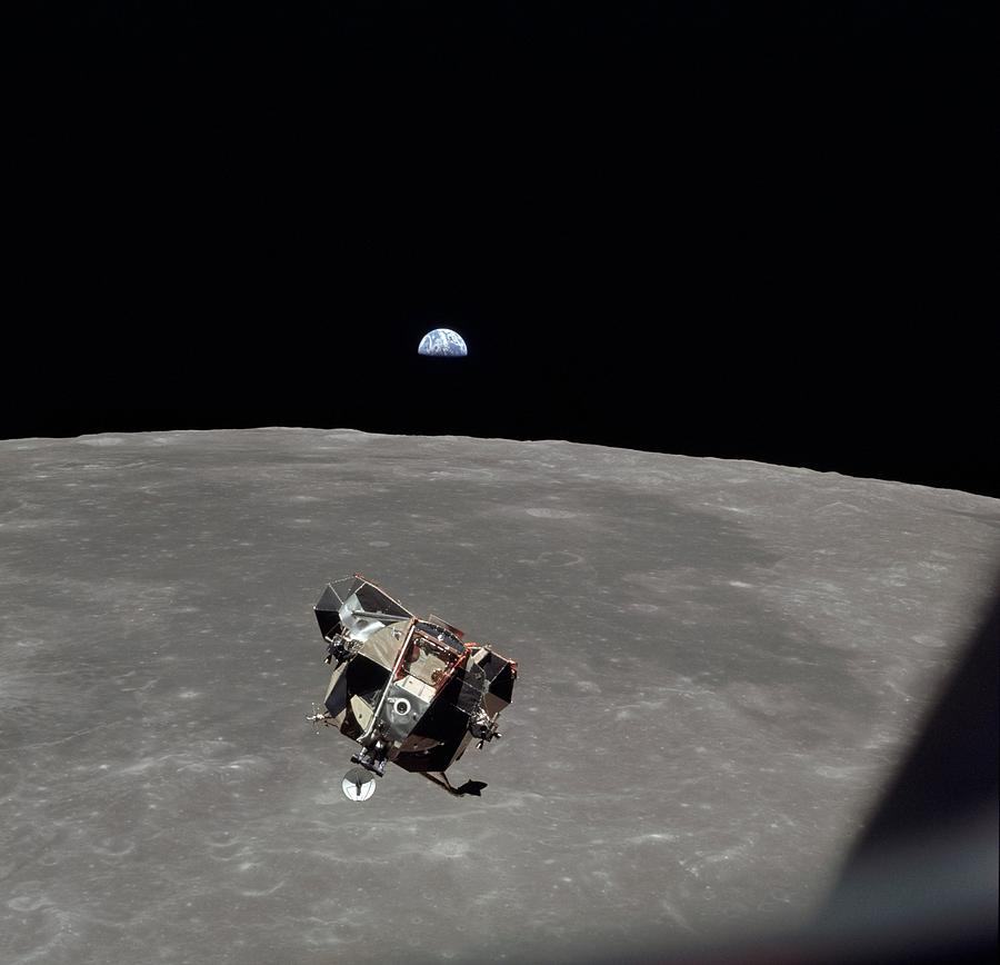 Space Ship Photograph - The Apollo 11 Lunar Module Ascending #1 by Everett