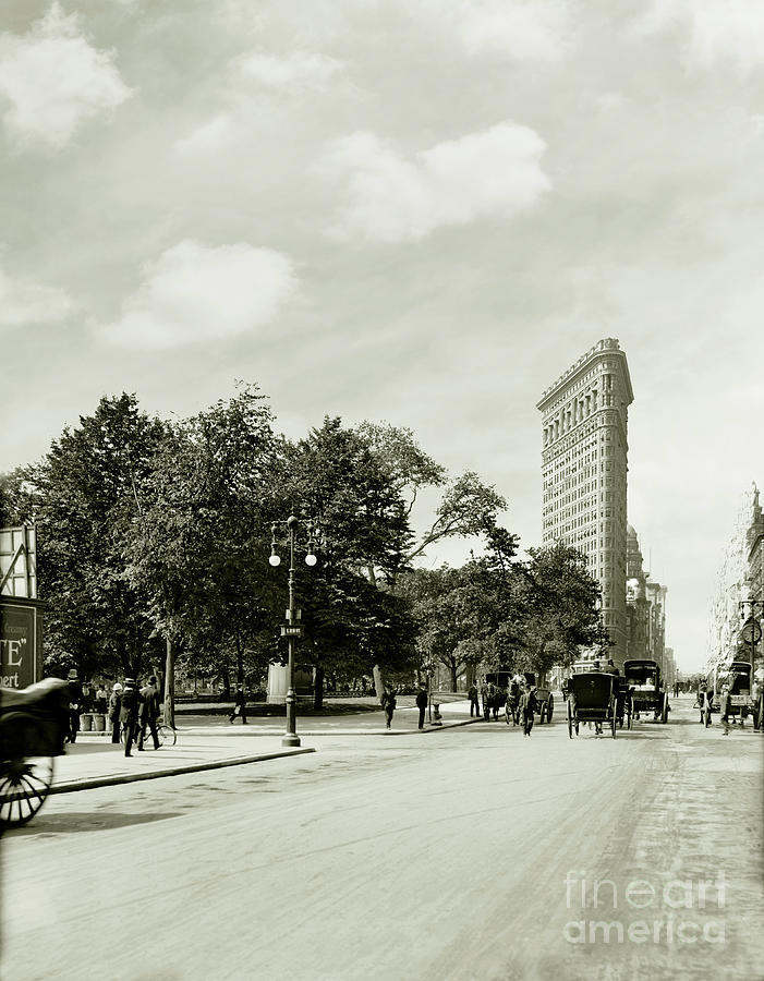 The Flatiron Building 1906 Photograph by Jon Neidert