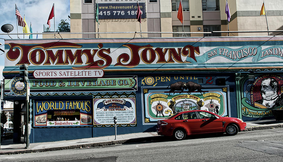 San Francisco Photograph - Tommys Joynt #1 by Mountain Dreams