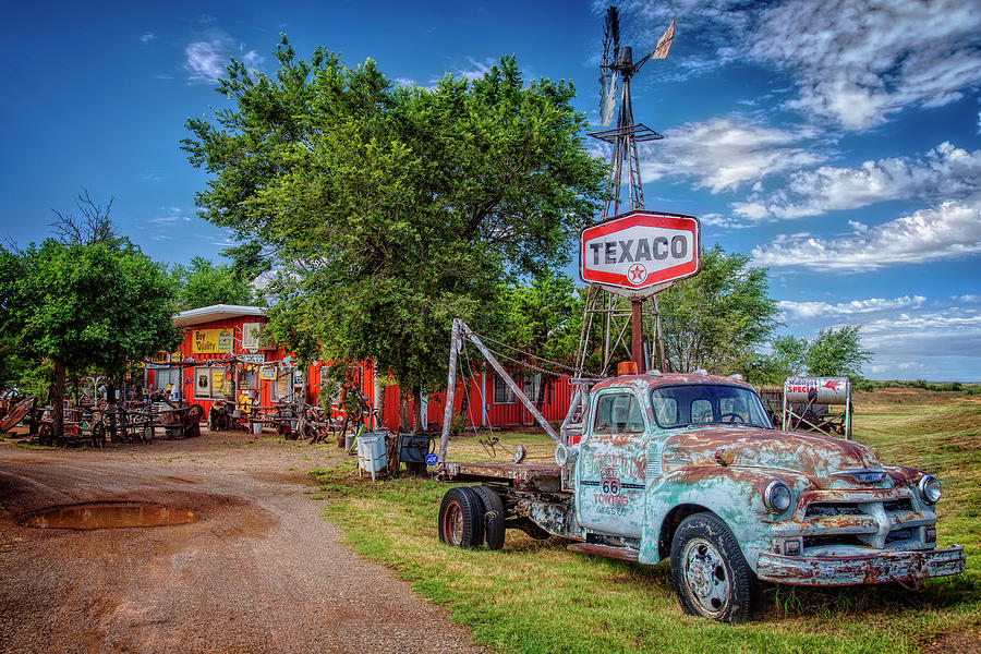 Tucumcari Trading Post #1 Photograph by Diana Powell