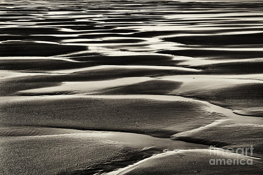 Pattern Photograph - Turning Of The Tide by Tim Gainey