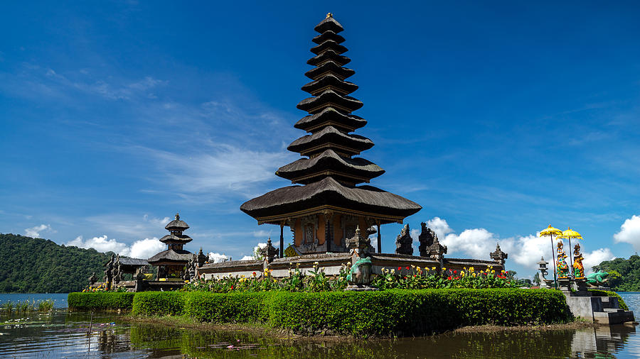  Ulan Danu  Temple Photograph by Shaiful Zamri Masri