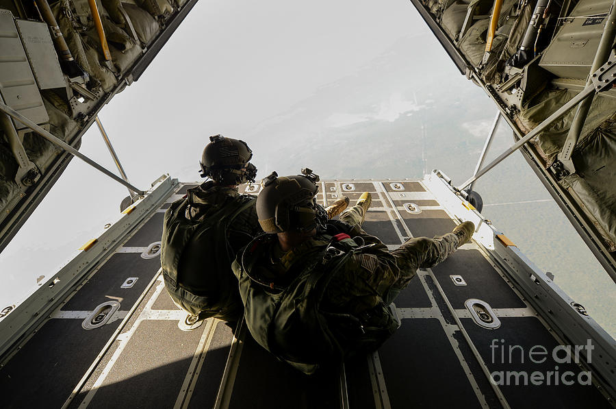 Transportation Photograph - U.s. Army Green Berets Wait To Jump #1 by Stocktrek Images