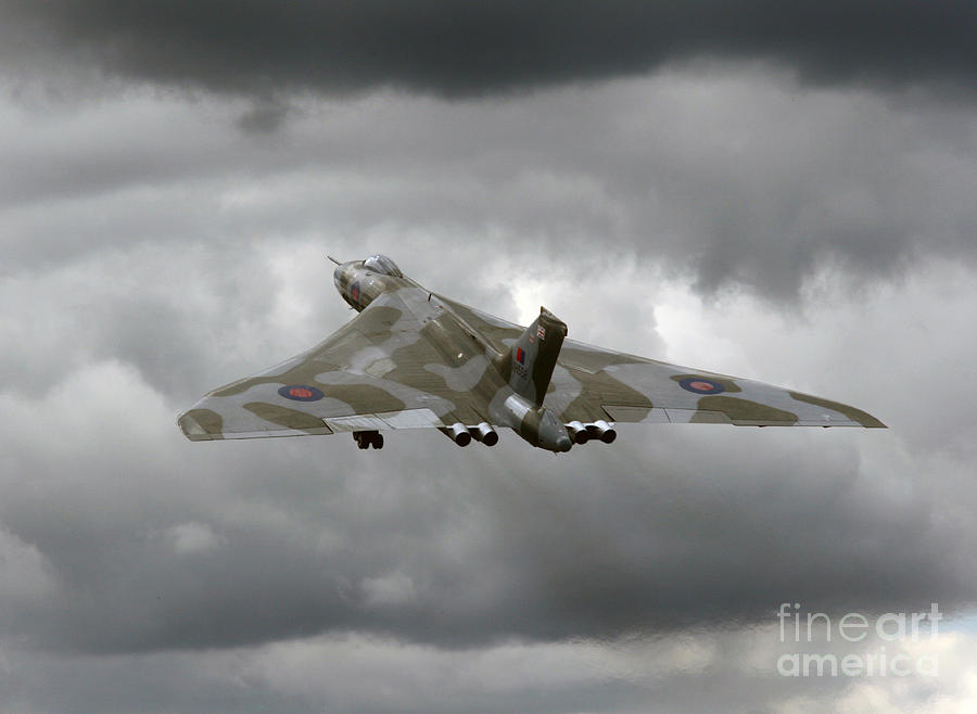 Vulcan To The Sky Photograph