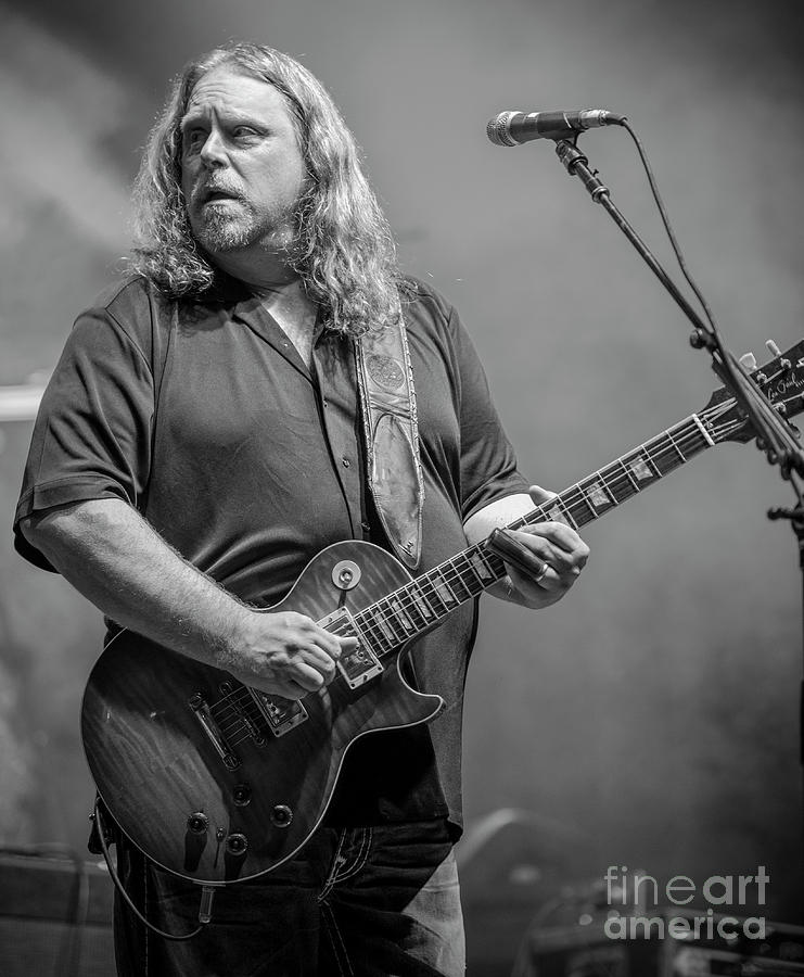 Warren Haynes with The Allman Brothers Band #2 Photograph by David Oppenheimer