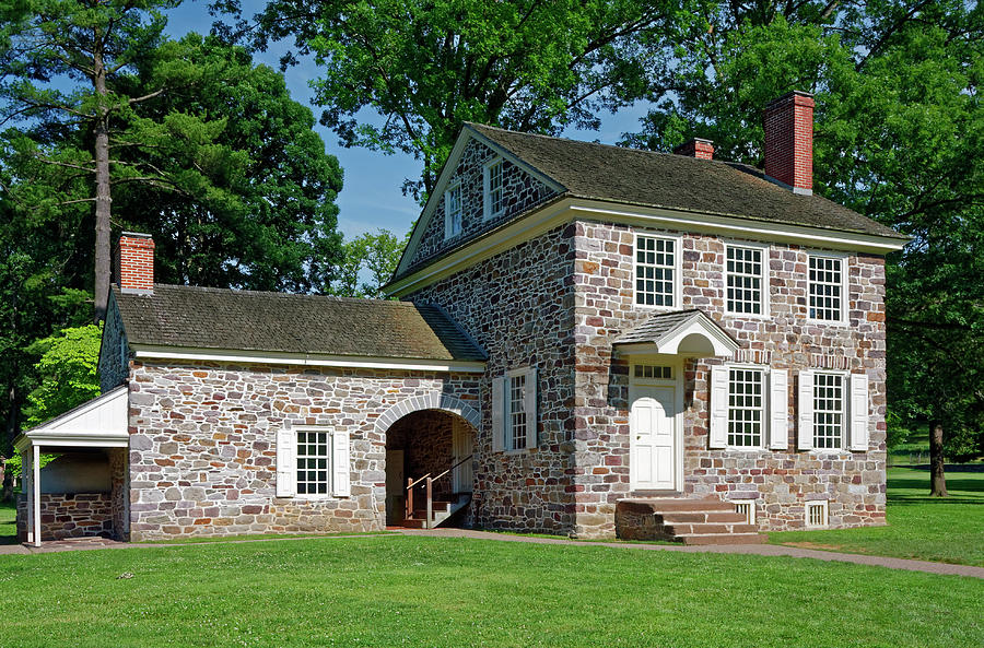 Washington's Headquarters Photograph by Sally Weigand