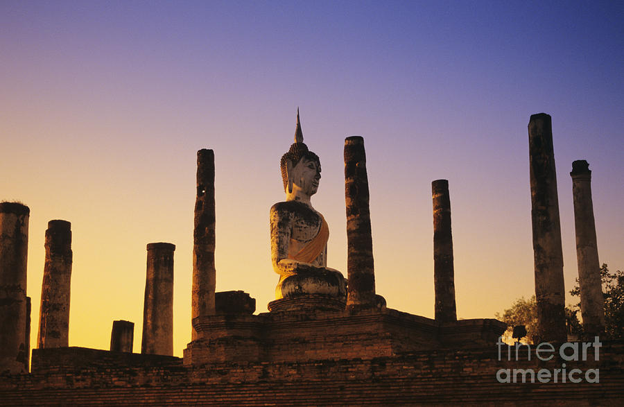 Wat Mahathat #1 Photograph by Gloria & Richard Maschmeyer - Printscapes