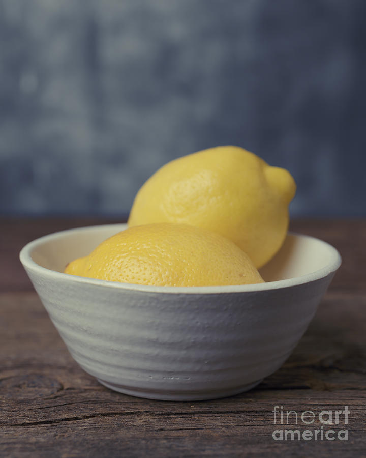 Still Life Photograph - When Life Gives You Lemons #1 by Edward Fielding