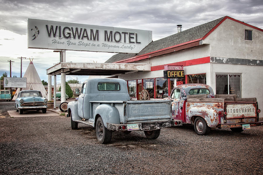 Wigwam Motel #2 Photograph by Diana Powell