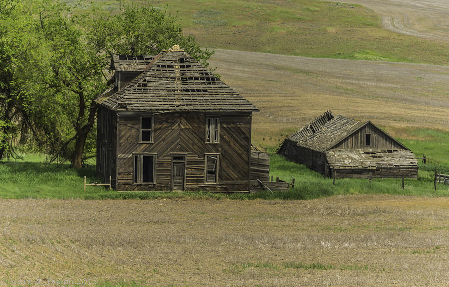 Wilbur Farmhouse #1 Photograph by Mark Joseph