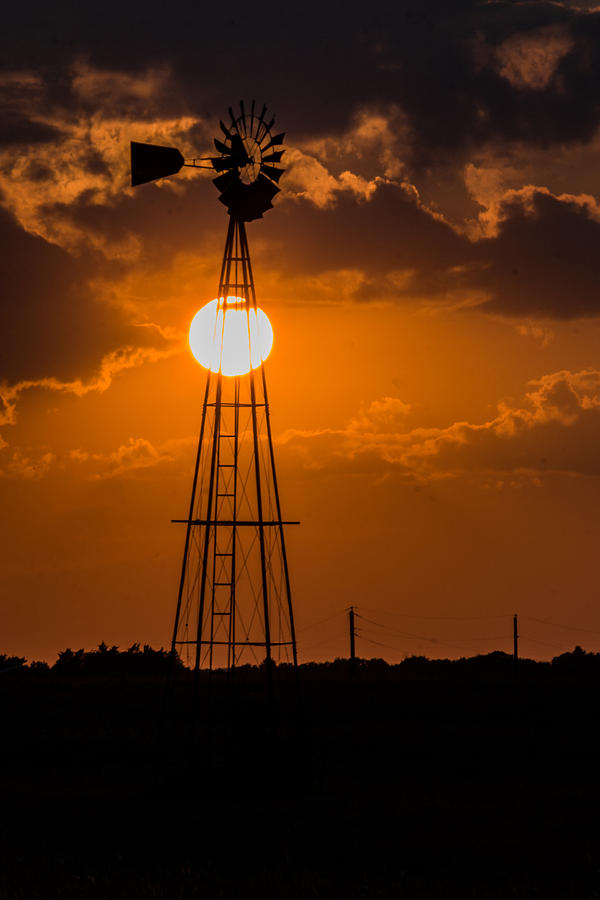 Windmill at Sunset #1 Photograph by Jay Stockhaus