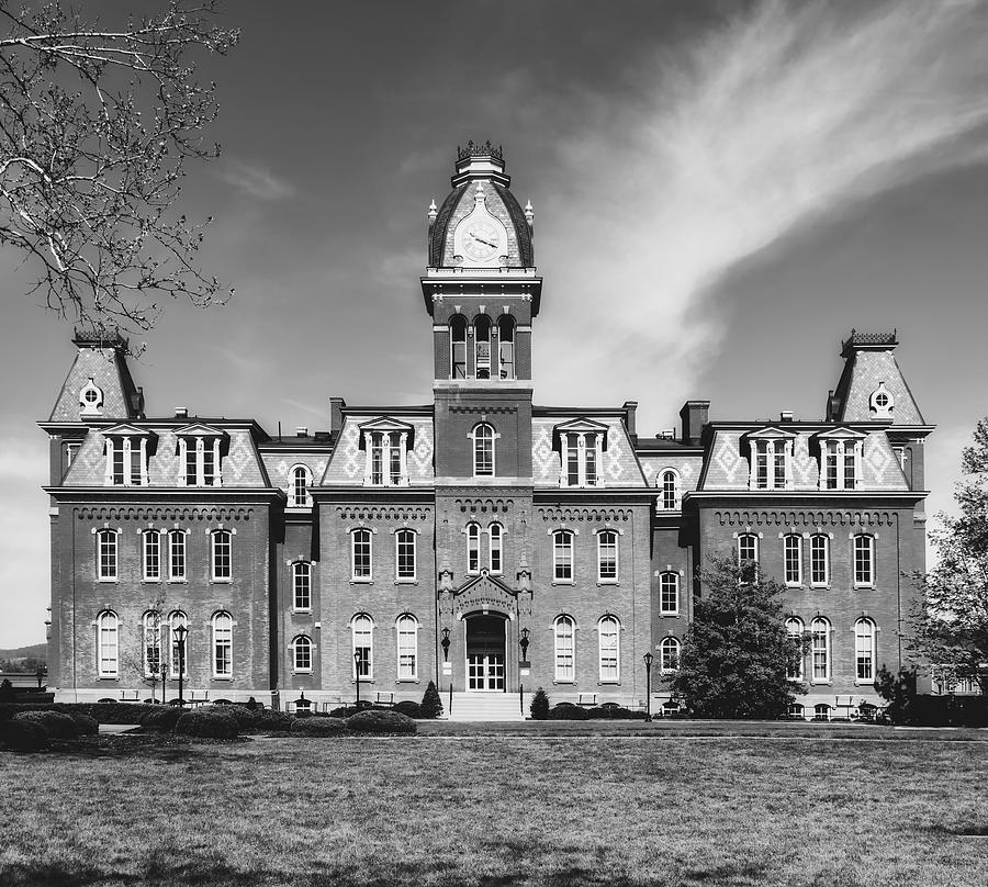 Woodburn Hall - West Virginia University #1 Photograph by Mountain ...