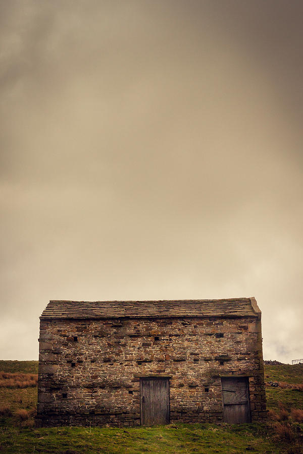 Barn Photograph - Yorkshire Barn by Chris Dale