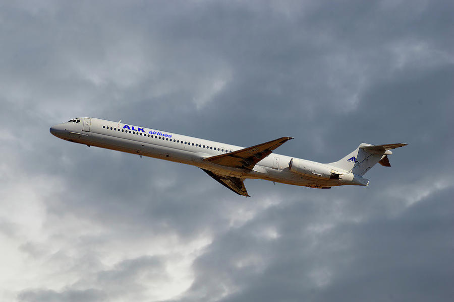 Alk Photograph - ALK Airlines McDonnell Douglas MD-82 #10 by Smart Aviation