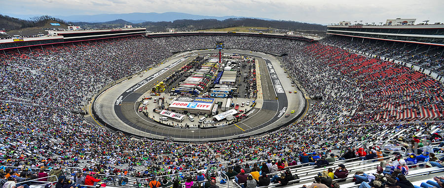 Bristol Motor Speedway During Nascar Sprint Cup Food City 500 