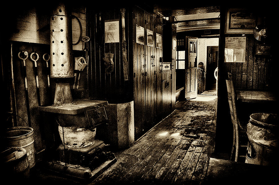 Prr Photograph - 100 Year Old Railroad Caboose by Paul W Faust - Impressions of Light Prr Photograph - 100 Year Old Railroad Caboose by Paul W Faust - Impressions of Light