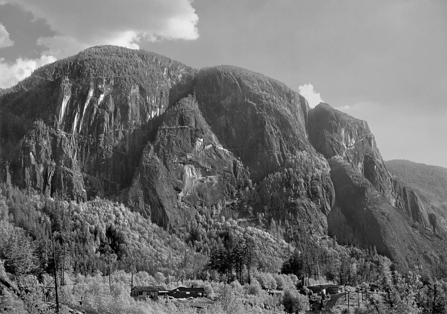 102980 Northern Flanks Stawamus Chief Photograph by Ed Cooper Photography