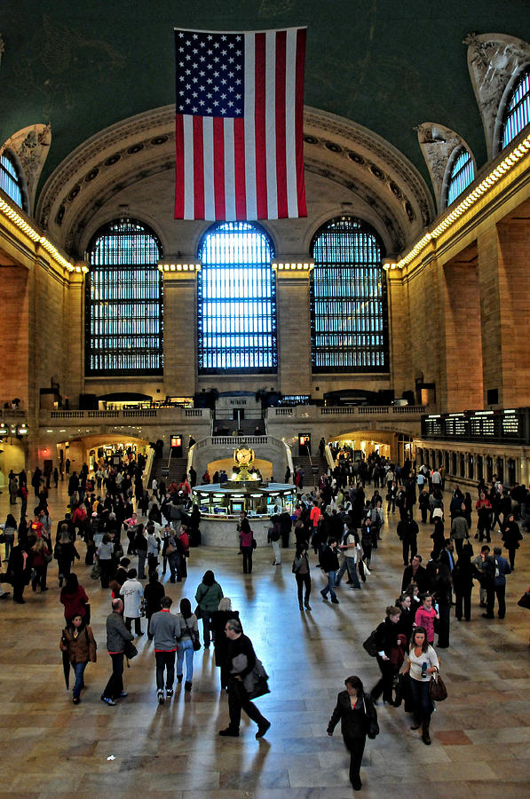Architecture Photograph - 11 after 11 at Grand Central Station by Mike Martin