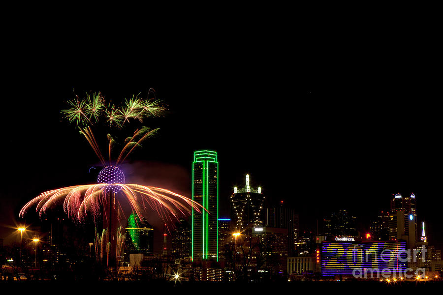 Dallas Texas - Fireworks #11 Photograph by Anthony Totah
