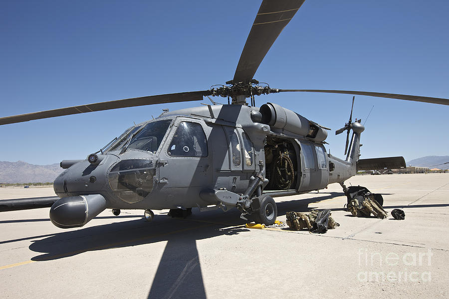 Hh-60g Pave Hawk With Pararescuemen Photograph