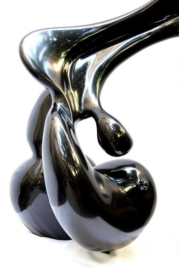 Henry Moore Sculpture - The woman metaphysics #12 by Emanuele Rubini