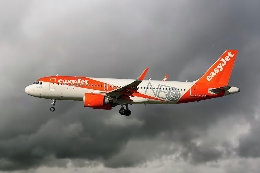 Easyjet Photograph - EasyJet Airbus A320-251N #14 by Smart Aviation