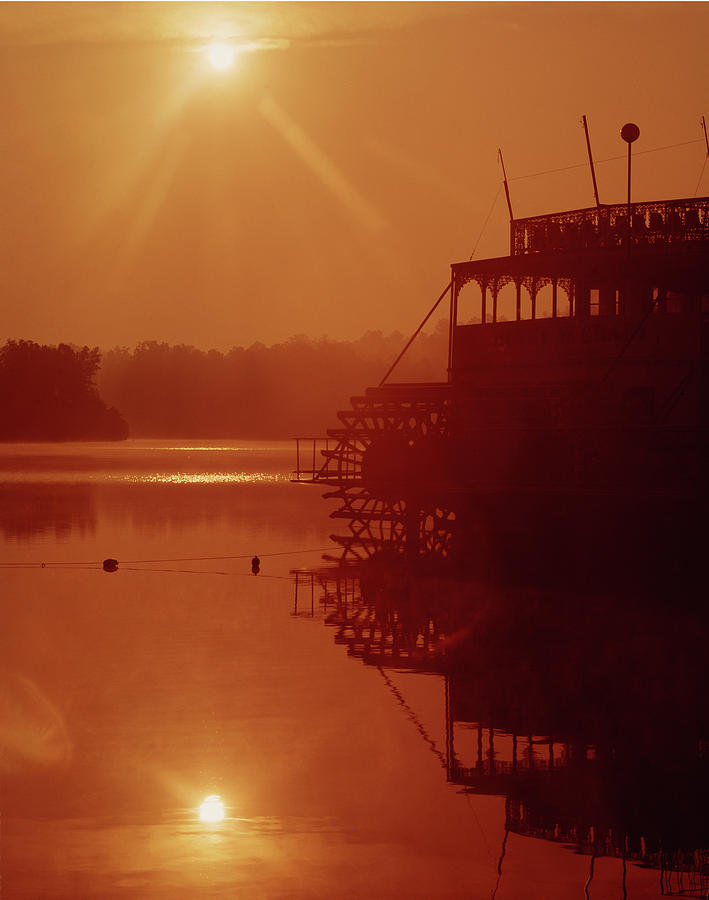 148223 Mississippi River Sternwheeler  GA Photograph by Ed Cooper Photography