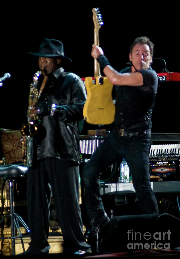 Bruce Springsteen and Max Weinberg with the E Street Band at Bonnaroo ...