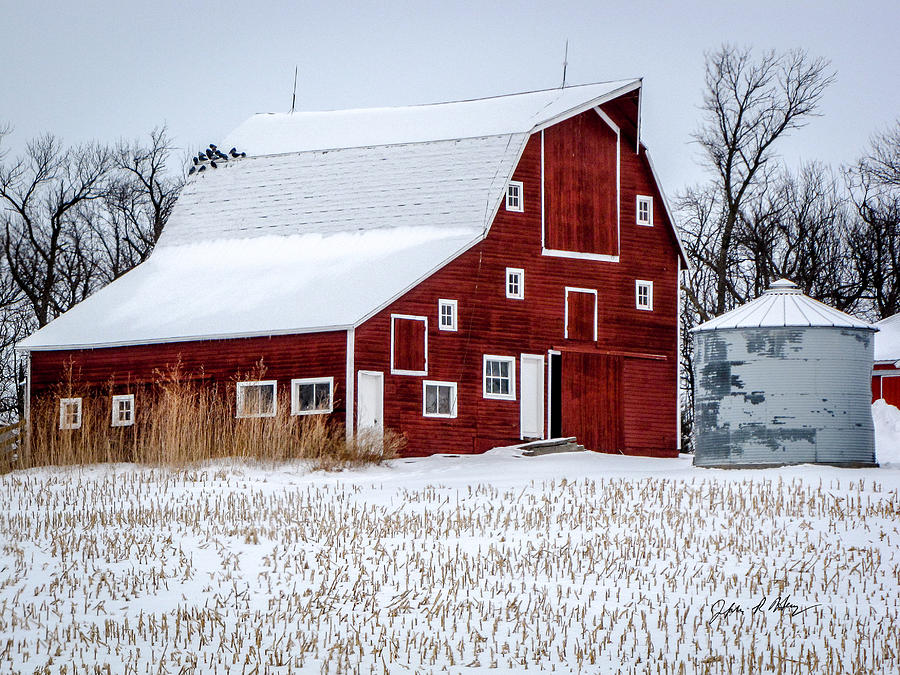 17 Pigeons Barn Photograph by Jeffrey Henry - Pixels