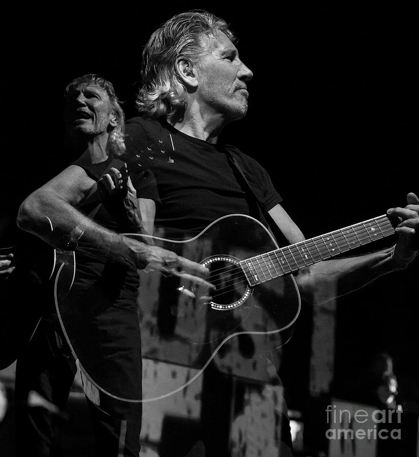Roger Waters The Wall #26 Photograph by David Oppenheimer